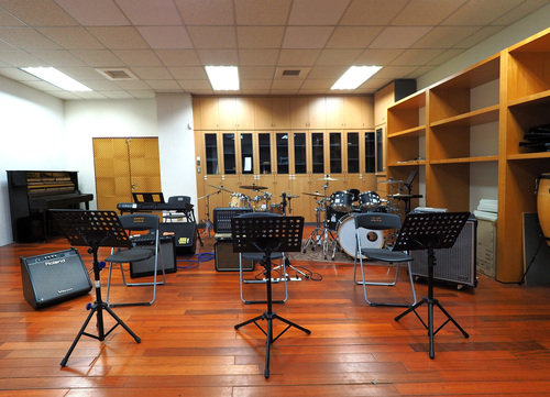 T507-1Ensemble classroom – for band practice and lessons